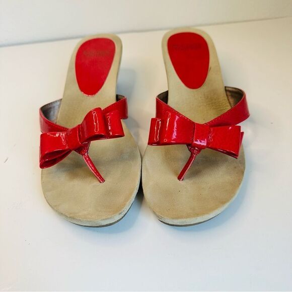 Mootsies Tootsies Bright Pink Bow Wedge Sandals Size 10 Light Wear - Picture 1 of 6